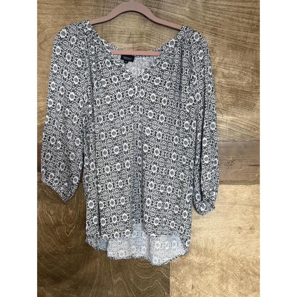 Jones And Co Black White Floral Pattern Long‎ Sleeves Scoop Neck Flowy Blouse 2X